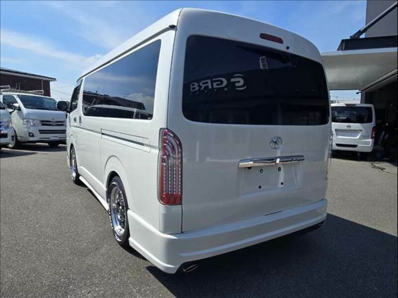 HIACE VAN-15