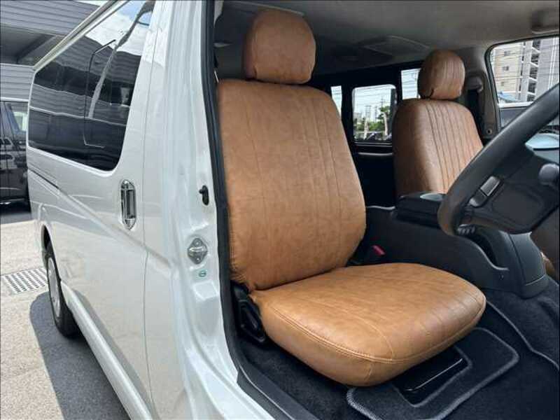 HIACE VAN-3