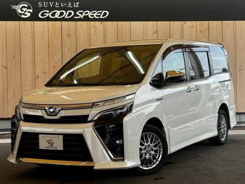 TOYOTA　VOXY