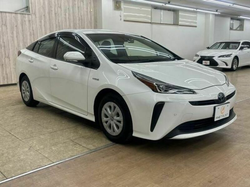 PRIUS-12