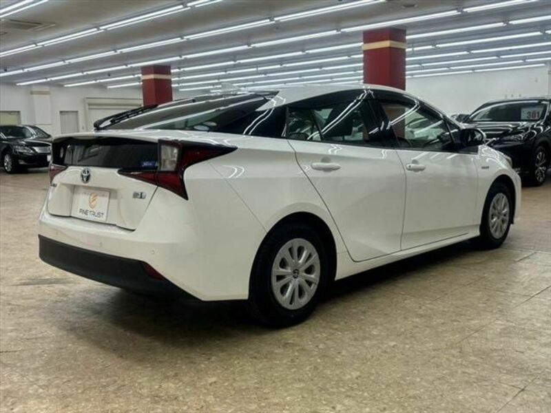 PRIUS-15