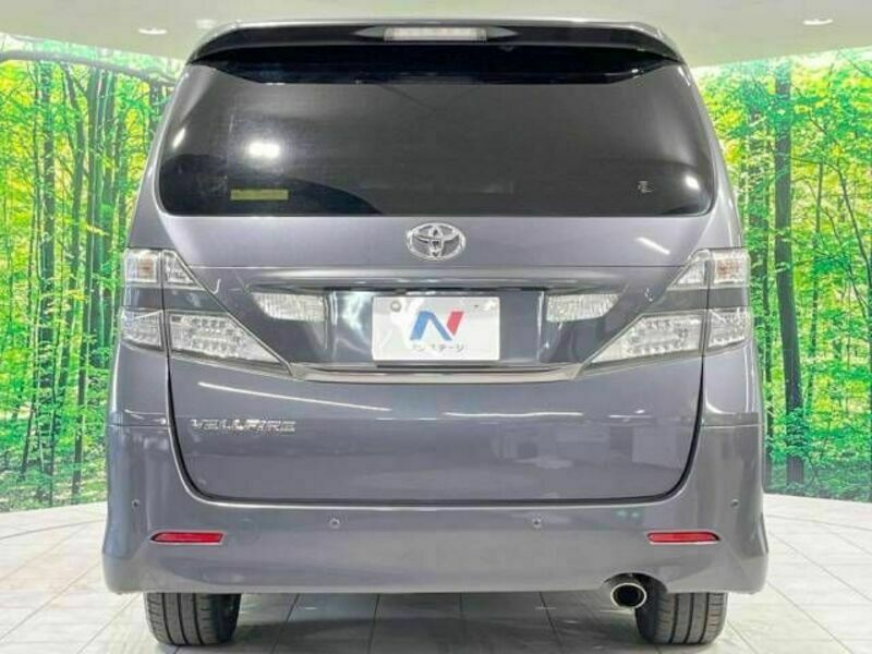 VELLFIRE-15