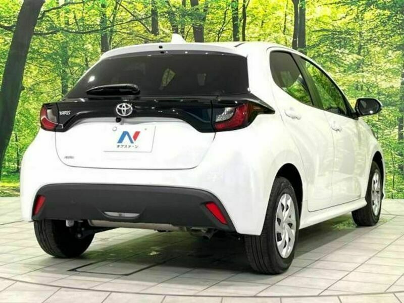 YARIS-17