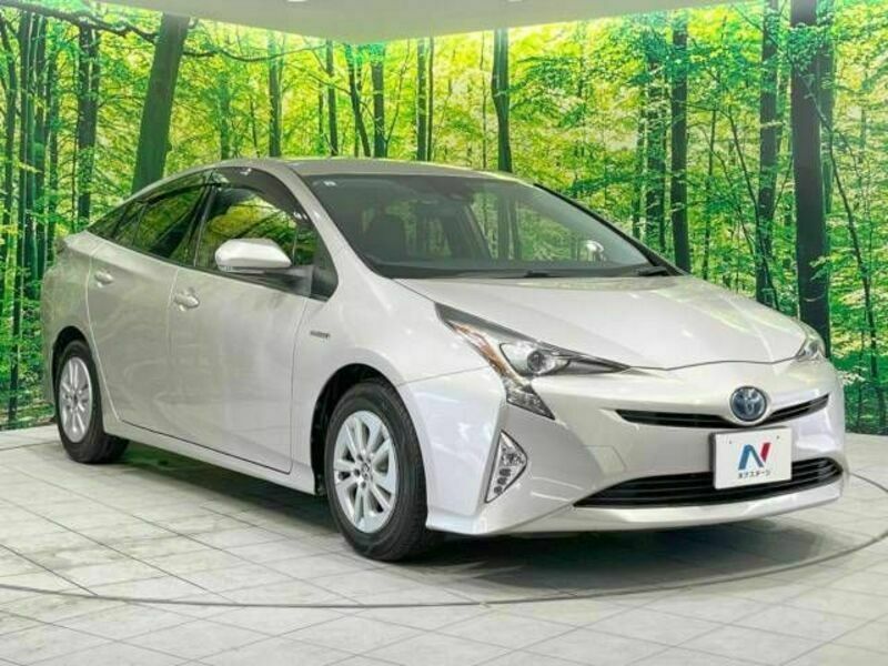 PRIUS-16