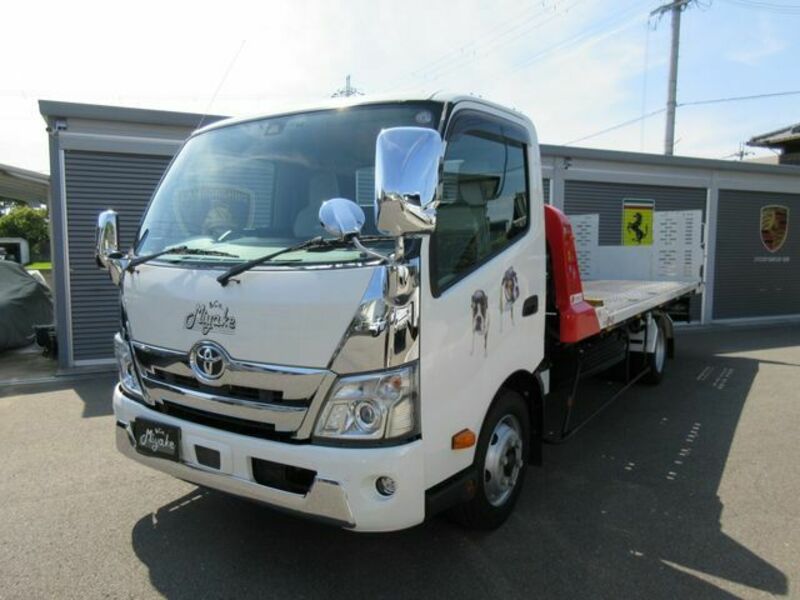 TOYOTA　DYNA