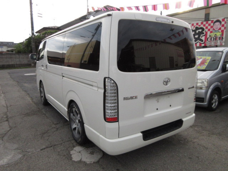 HIACE VAN-1