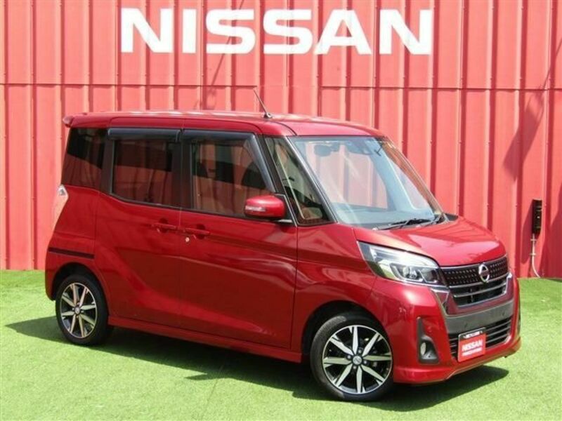 NISSAN　DAYZ ROOX