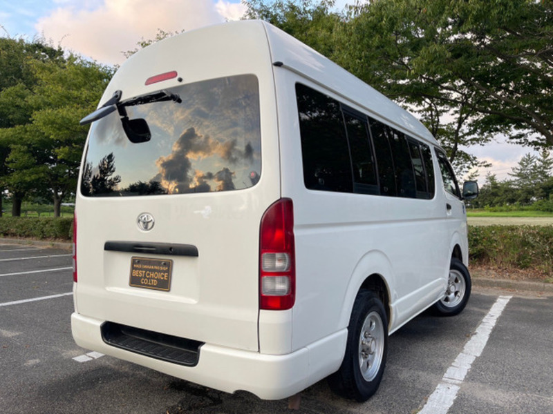 HIACE VAN-1