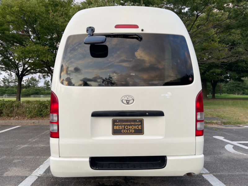 HIACE VAN-13