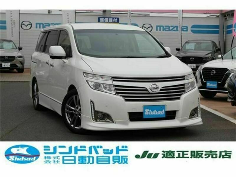 NISSAN　ELGRAND