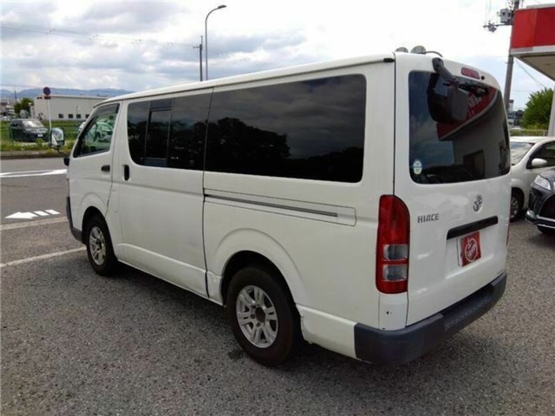 HIACE VAN-6