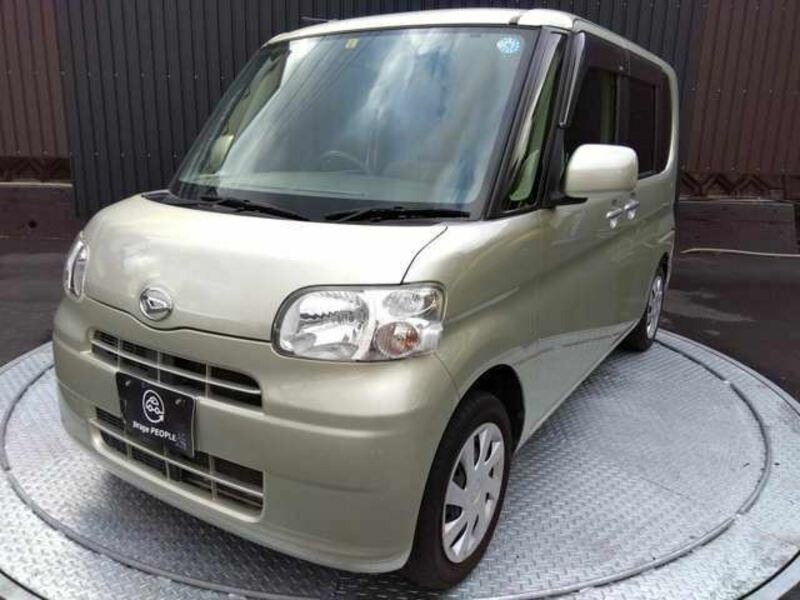 DAIHATSU　TANTO