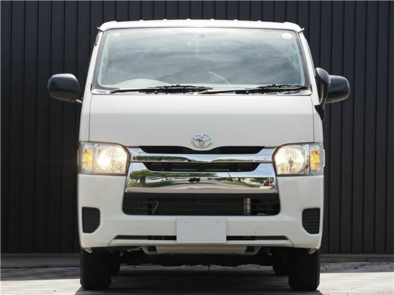 HIACE VAN-14