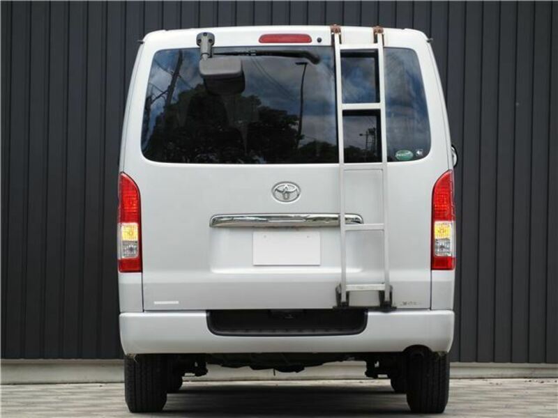 HIACE VAN-10