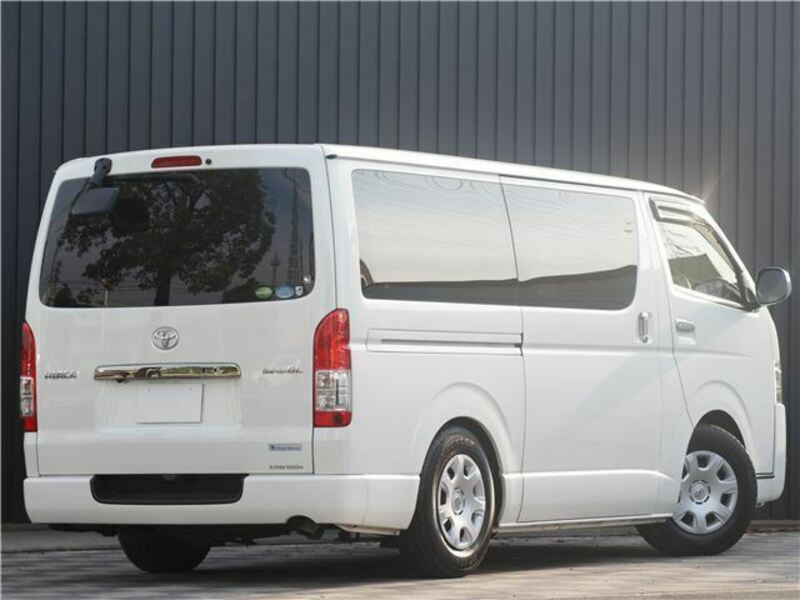 HIACE VAN-8