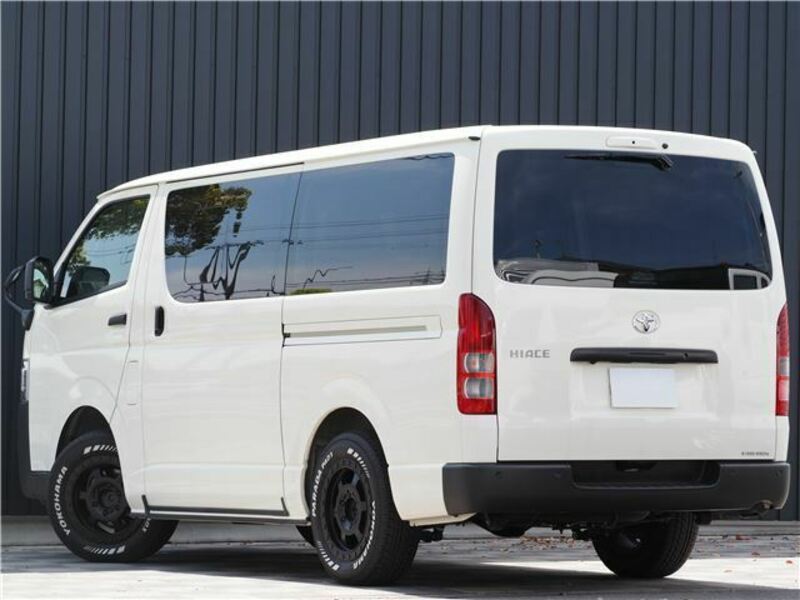 HIACE VAN-1