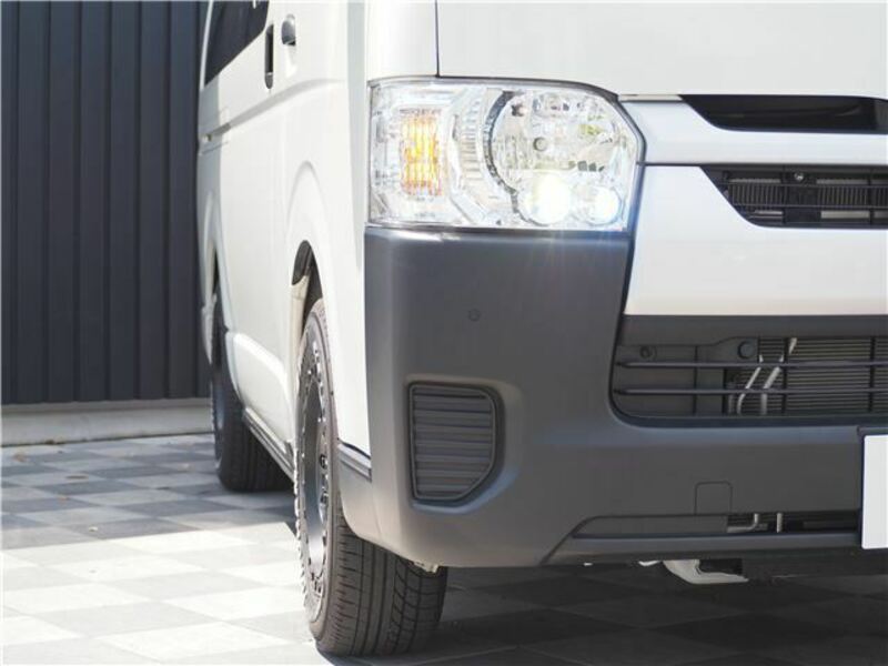 HIACE VAN-33