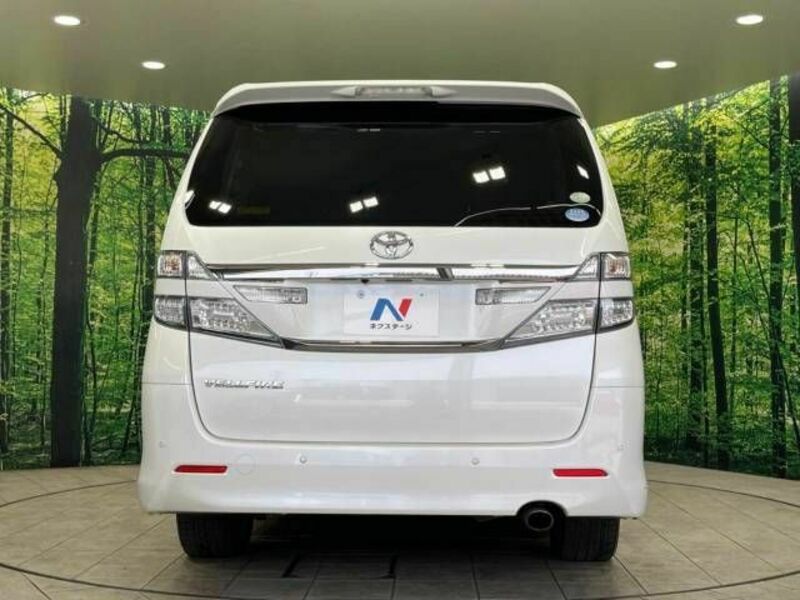 VELLFIRE-16