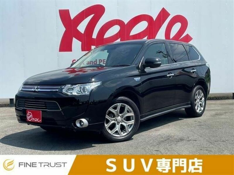 MITSUBISHI　OUTLANDER PHEV