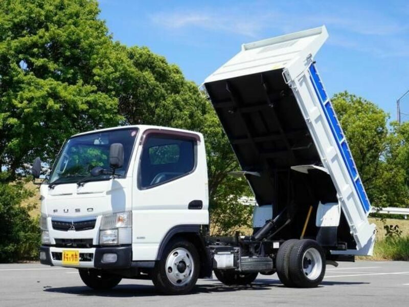 MITSUBISHI　CANTER