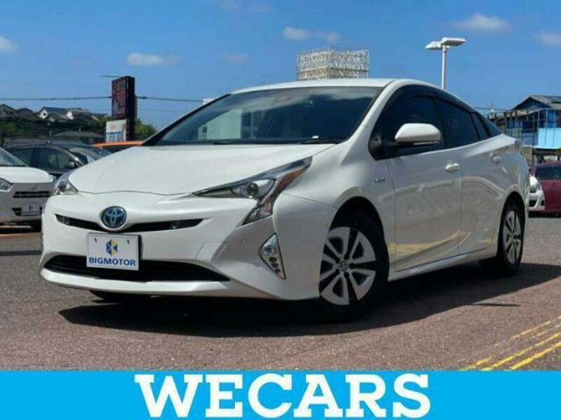 TOYOTA　PRIUS