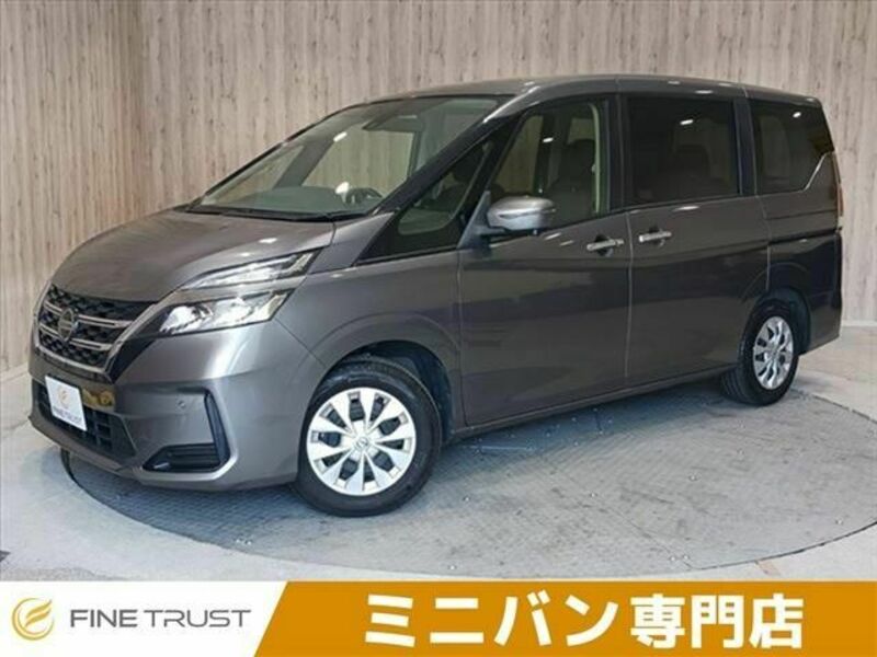 NISSAN　SERENA