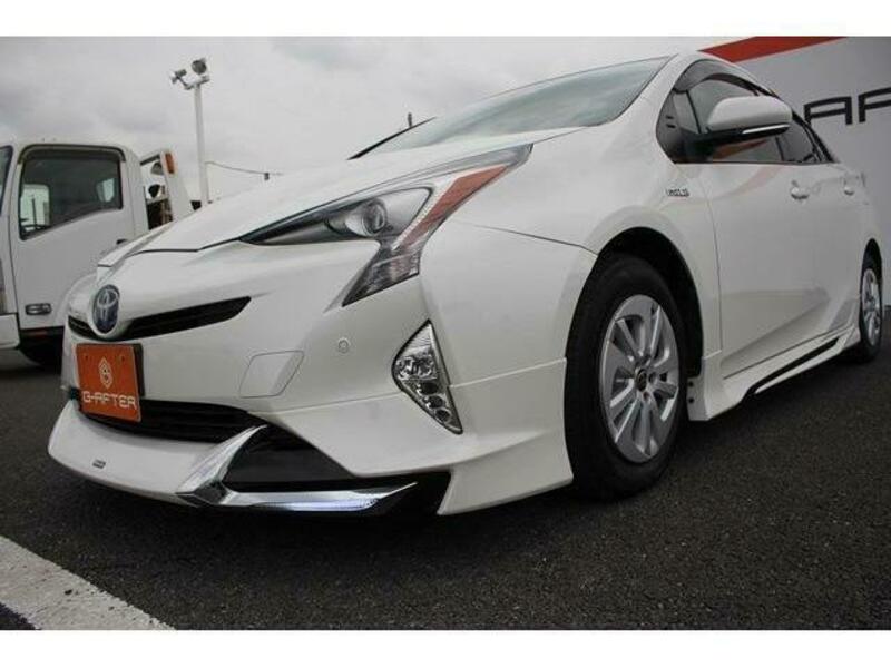 PRIUS-10