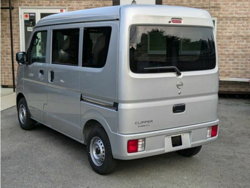 CLIPPER VAN-1