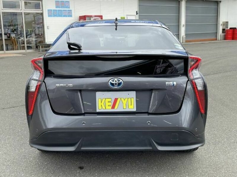 PRIUS-5