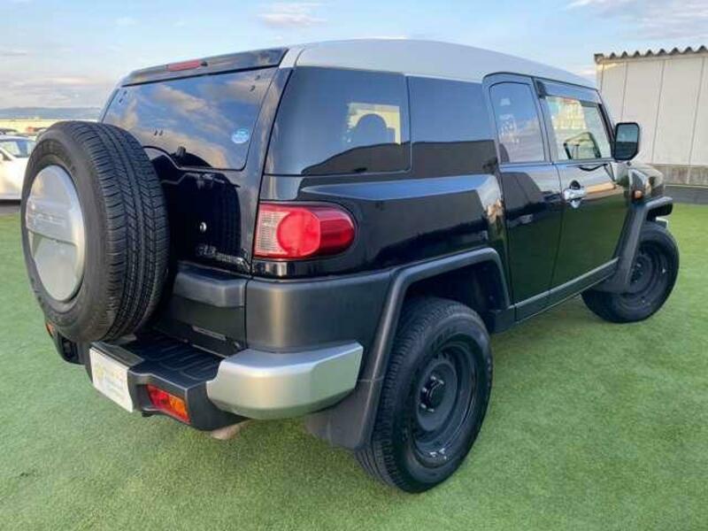 FJ CRUISER-1