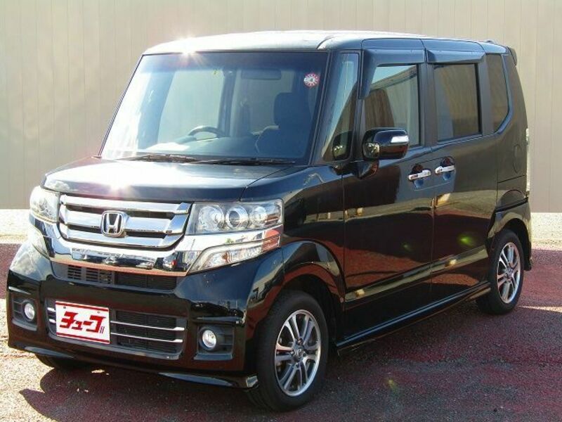 HONDA　N BOX CUSTOM