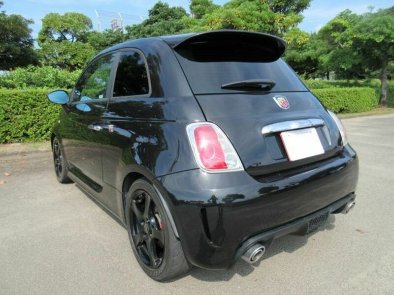 ABARTH 500-17