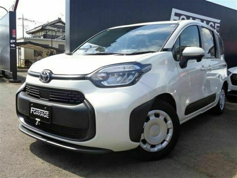 TOYOTA　SIENTA