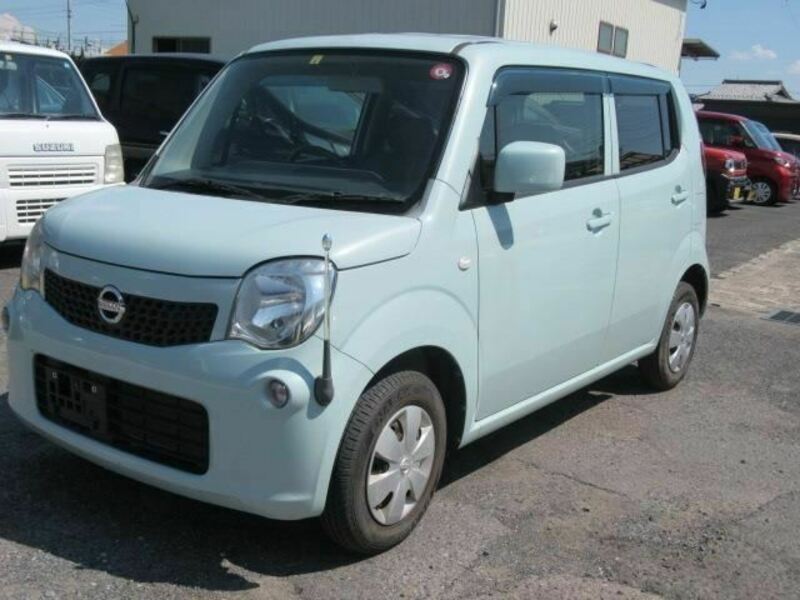 NISSAN　MOCO