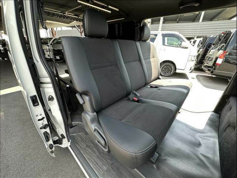 HIACE VAN-5