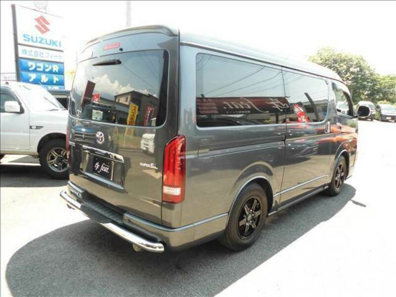 HIACE VAN-1