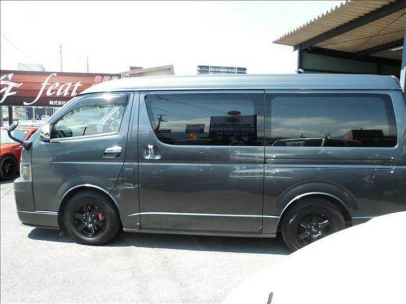 HIACE VAN-13