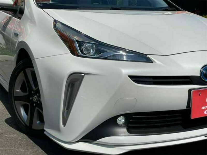 PRIUS-9