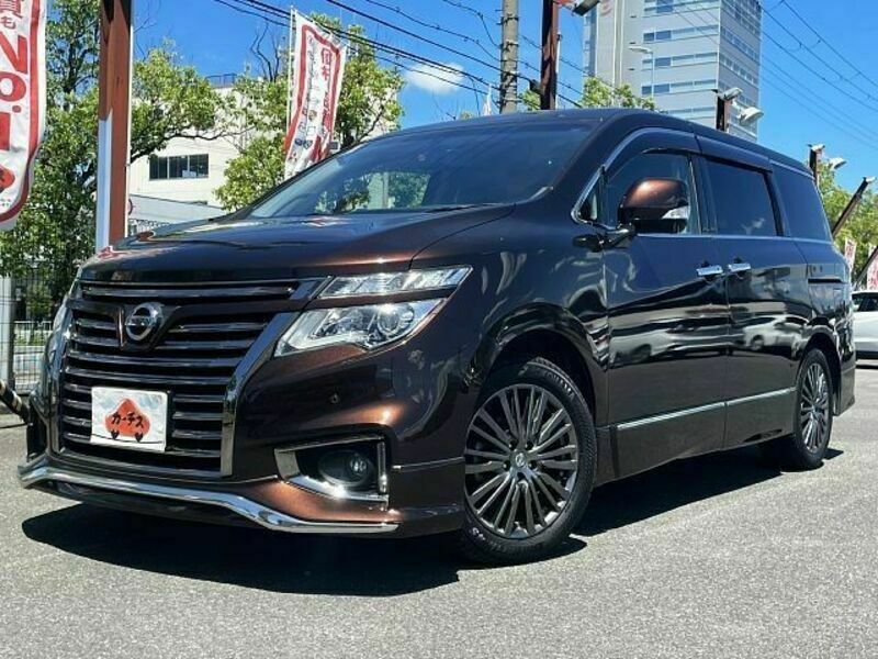 NISSAN　ELGRAND