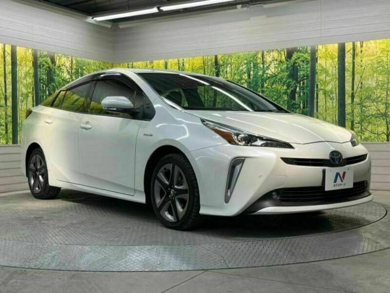 PRIUS-16