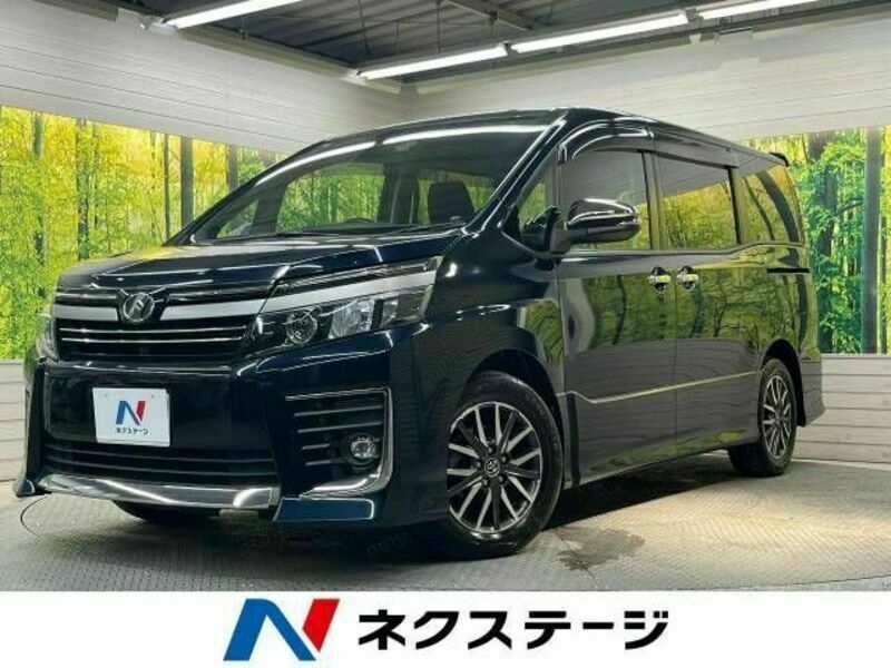 TOYOTA　VOXY