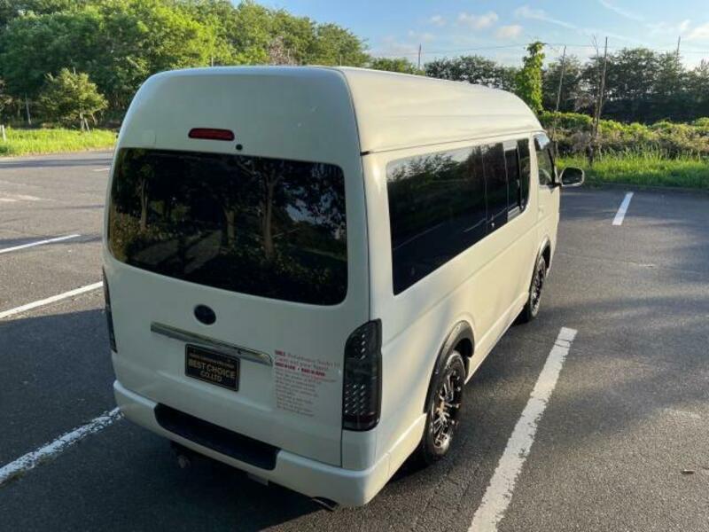 HIACE VAN-9