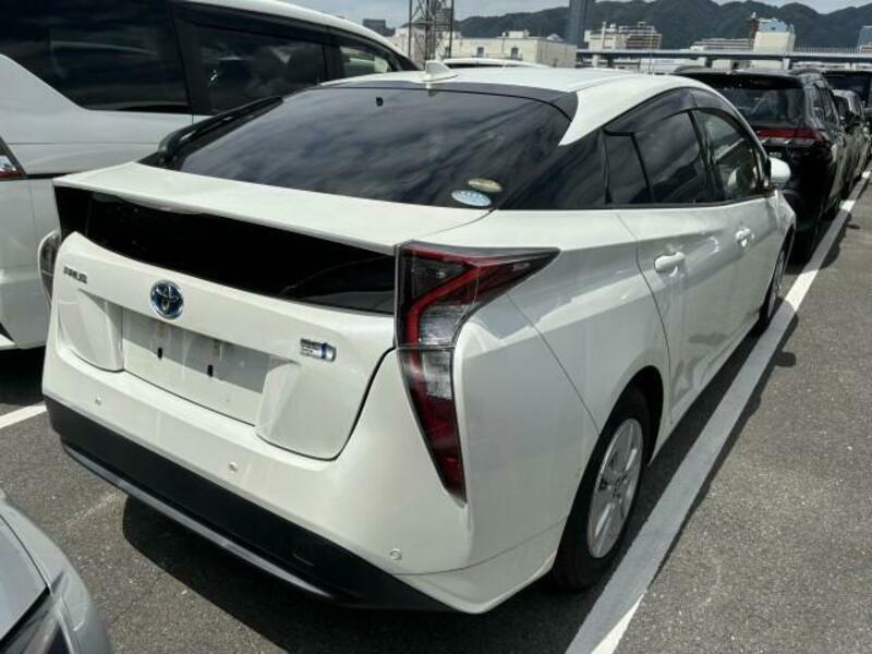 PRIUS-7