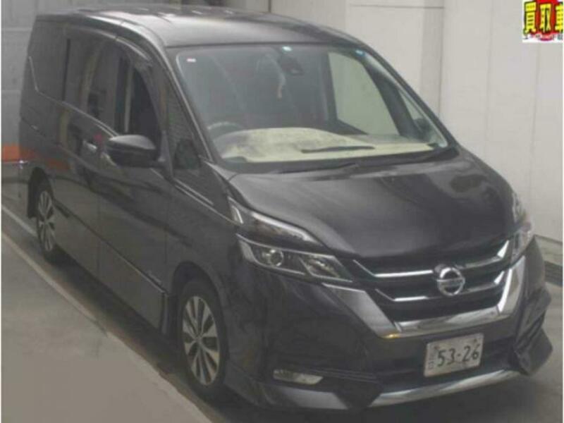 NISSAN　SERENA