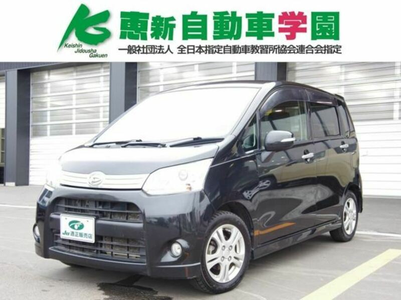 DAIHATSU　MOVE