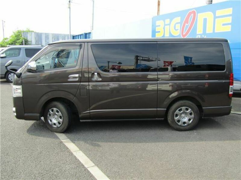 HIACE VAN-10