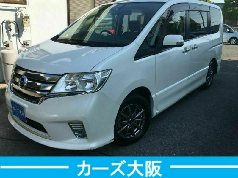 NISSAN　SERENA