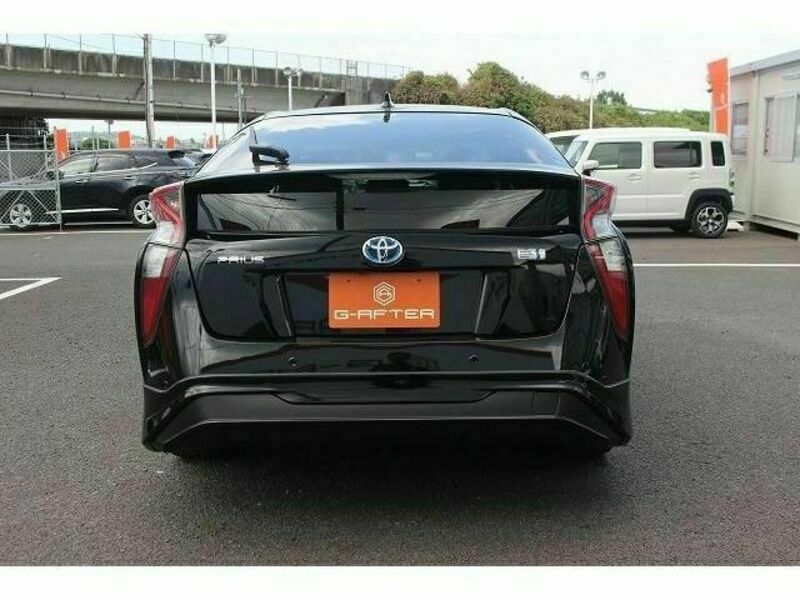 PRIUS-7