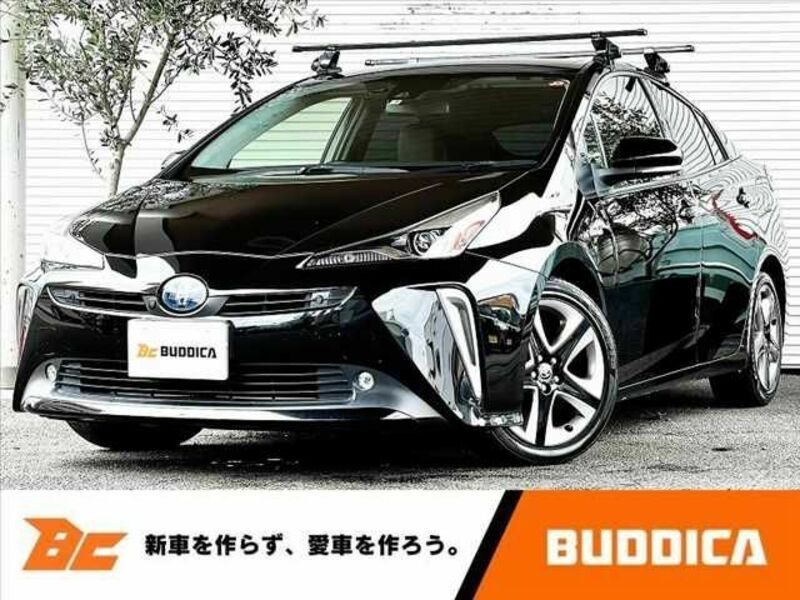 TOYOTA　PRIUS