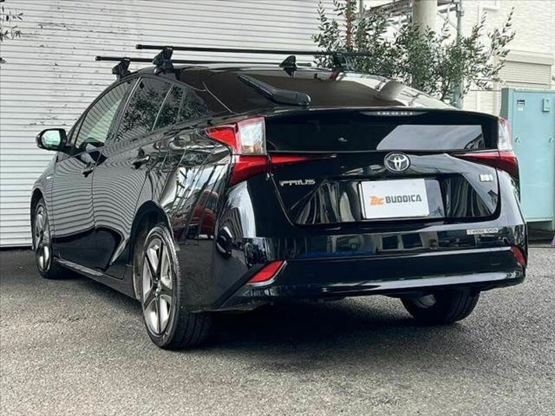 PRIUS-13